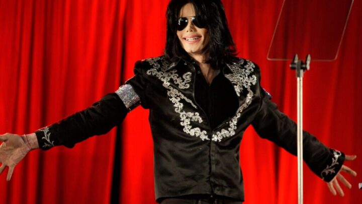 Наследнице Майкла Джексона случайно сделали операцию без наркоза
